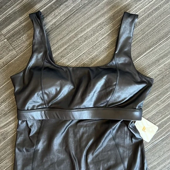 Fabletics Motion365+ Shine Jumpsuit - Picture 10 of 15